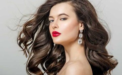 欠4600万卖烤肠还债的大叔回家了